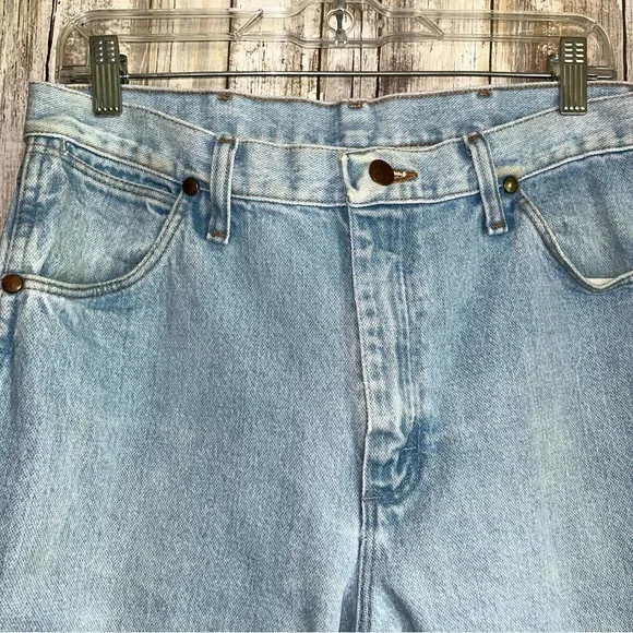 Wrangler Light Wash Non Stretch Bootcut Jeans - Picture 5 of 7
